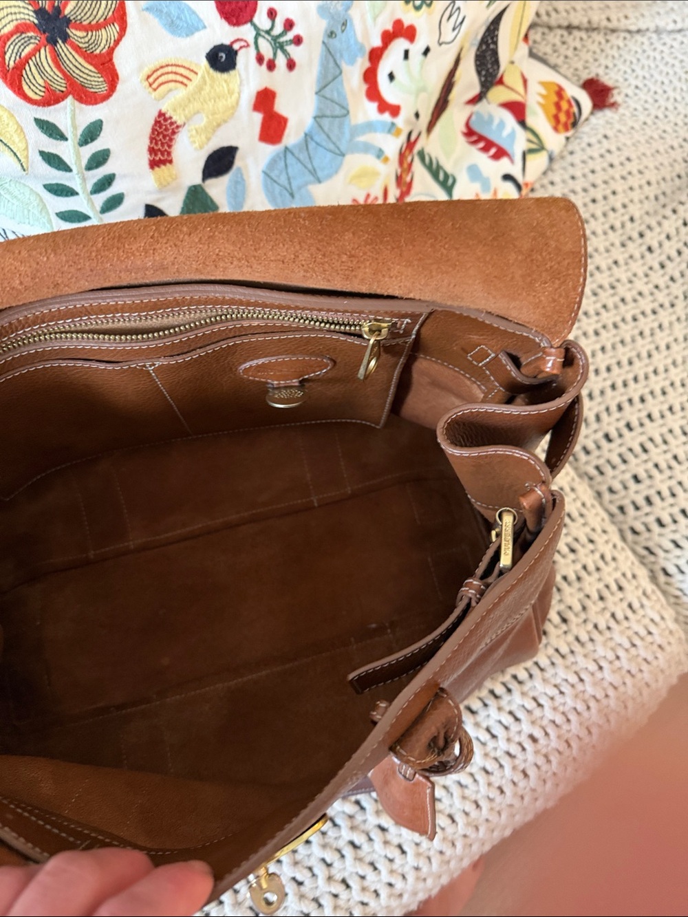 Authentic Mulberry bayswater in Oak. - Picture 8 of 17
